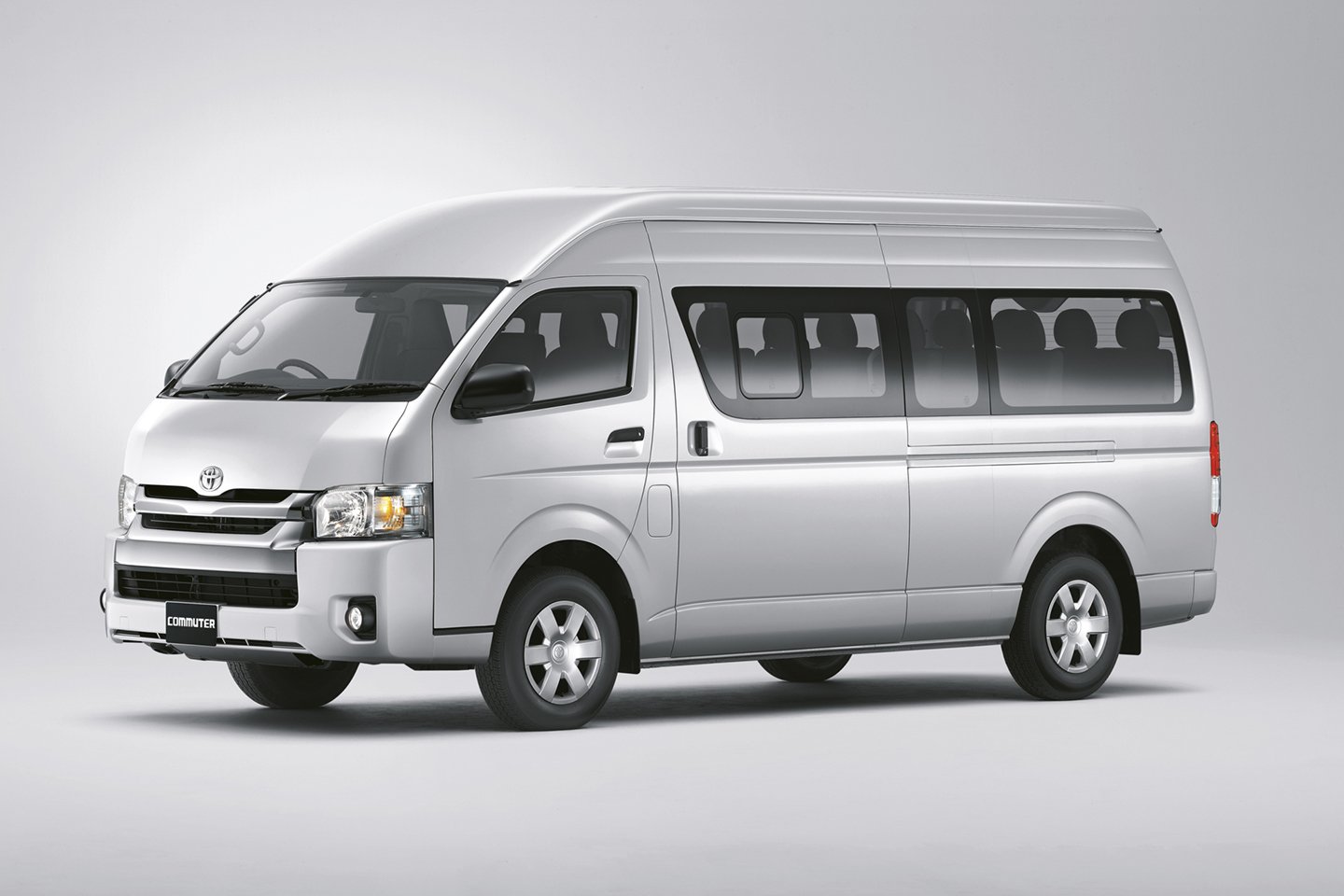 Toyota commuter thailand